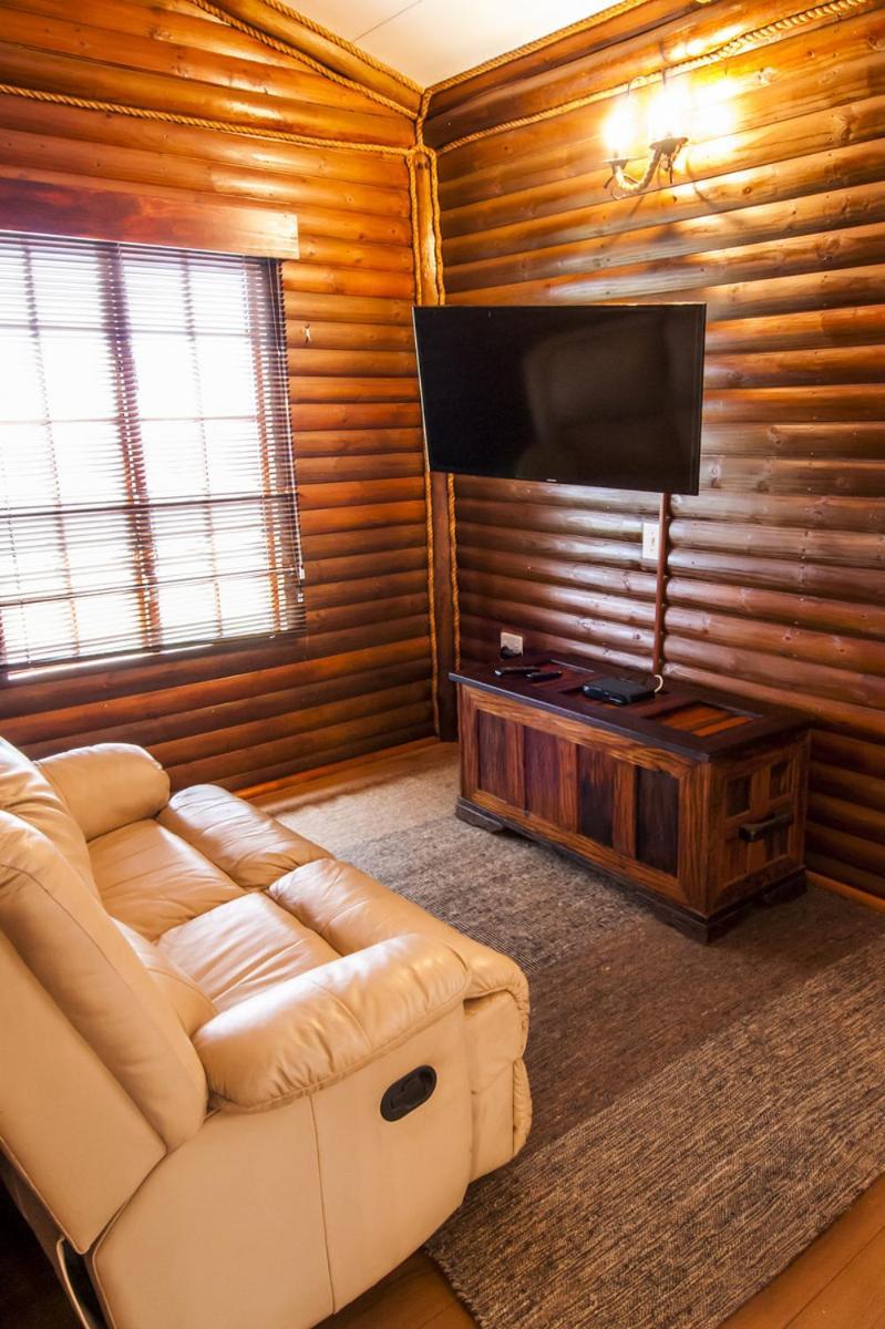Amafu Forest Lodge *